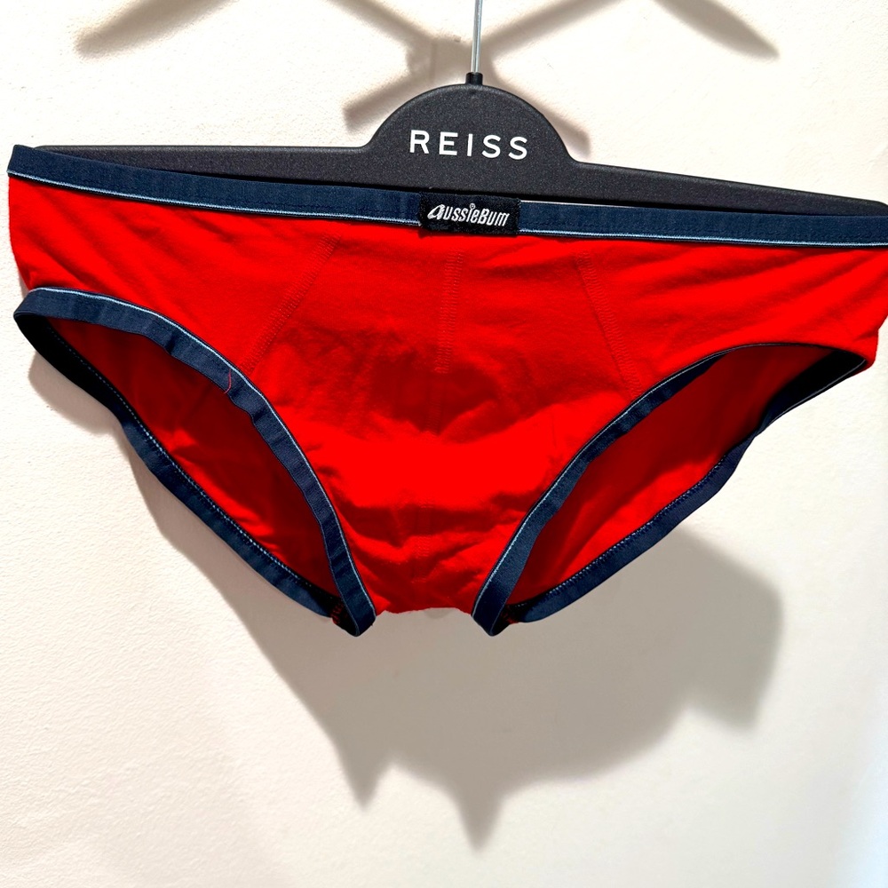 Red Aussiebum